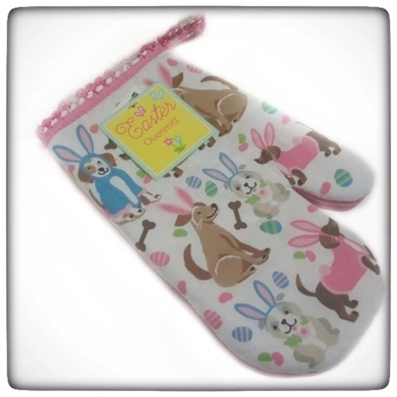 handmade crocheted Other - Easter Sunday,Dogs,Irish,Kitchen,Oven Mitt 
